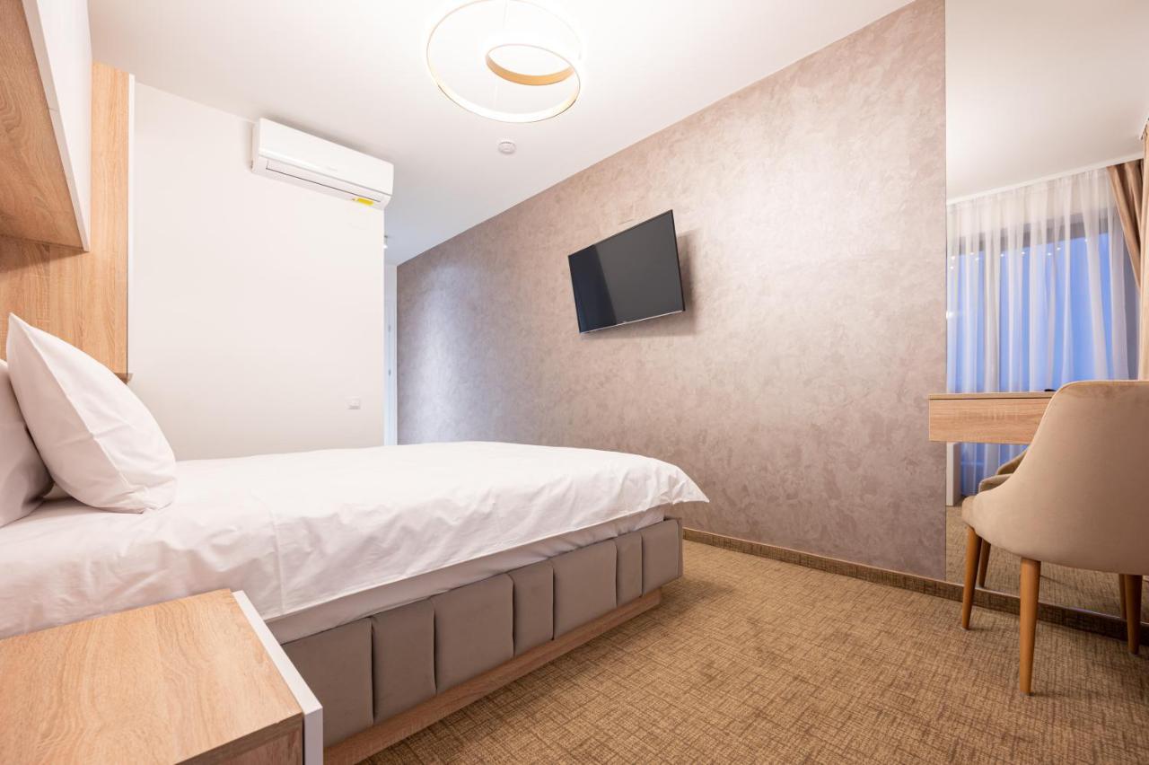 Klia Otel Sînmartin Dış mekan fotoğraf